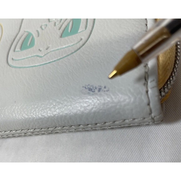 LOUNGEFLY POKEMON STARTERS WALLET Charmander, Bulbasaur, Squirtle - Picture 2 of 10